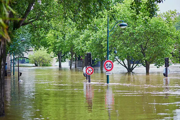 les inondations dans le Var